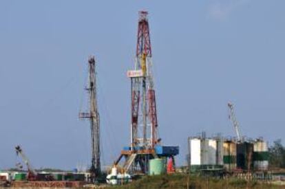 Un pozo de petróleo ubicado en la costa norte de La Habana (Cuba).