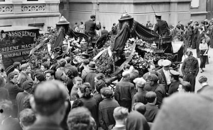 Funeral de los anarquistas Berneri y Barbieri, en Barcelona en 1937.