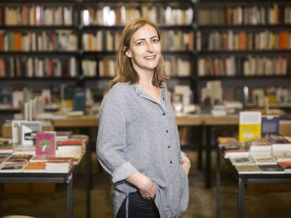 Isabel Sucunza, a la llibreria Calders de Barcelona.