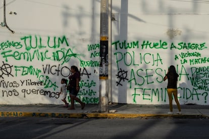 Pintadas denunciando la muerte de Victoria Salazar en Tulum