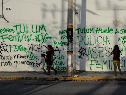 Pintadas denunciando la muerte de Victoria Salazar en Tulum