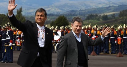 Los presidentes de Colombia y Ecuador a su llegada a Ipiales.