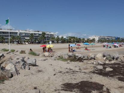 Platja de la Mota, a Cubelles, on dilluns es va ofegar una persona.