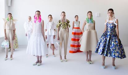 Josep Font resucitó la marca Delpozo, que vistieron actrices como Cate Blanchett, Julianne Moore y Hilary Swank. En la imagen, desfile de 2017 en Nueva York.