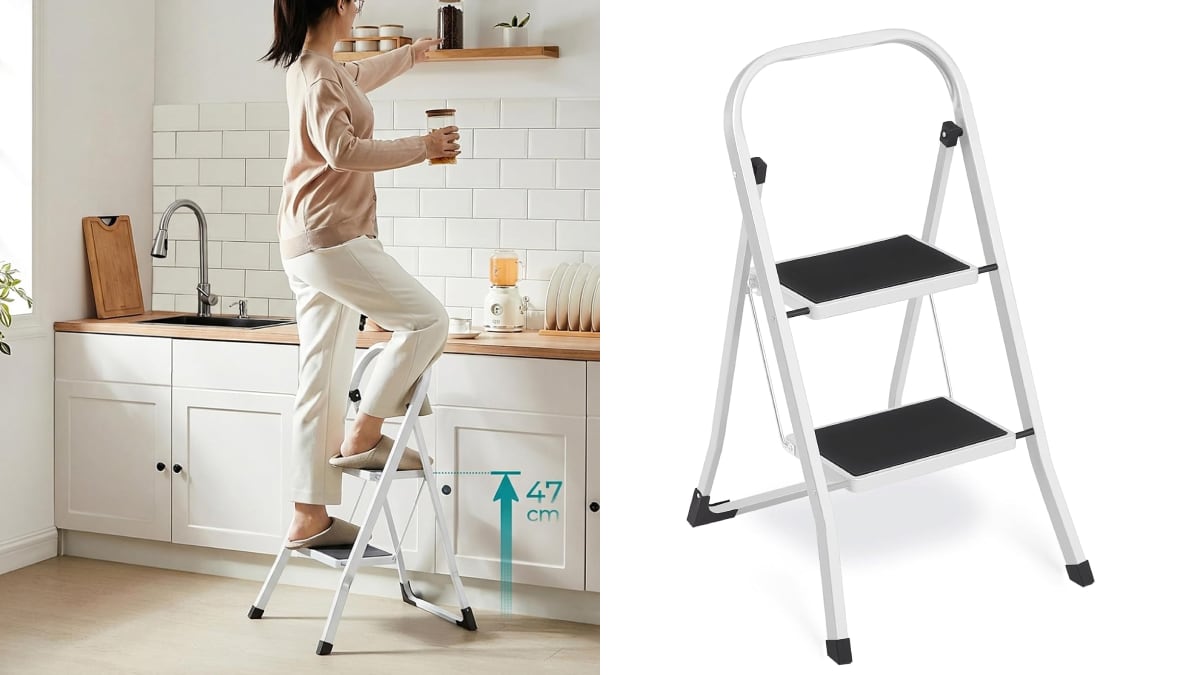 Escalera plegable con dos peldaños incluidos.