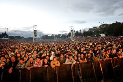 Vista general del p&uacute;blico asistente al festival Rock al parque, en Bogot&aacute;.