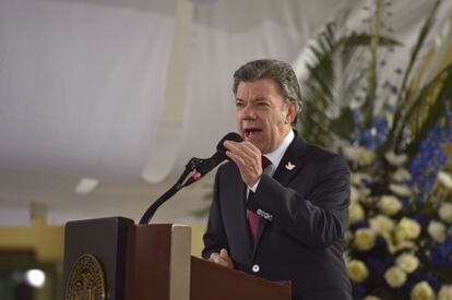 El presidente Juan Manuel Santos durante su intervenci&oacute;n en el acto de homenaje a las v&iacute;ctimas de la toma del Palacio de Justicia