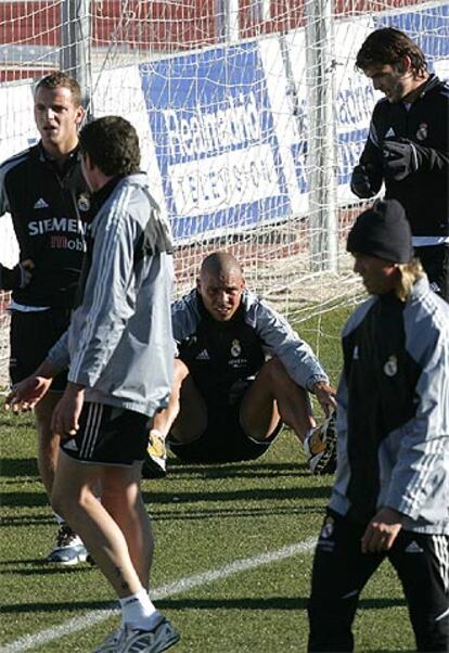 Ronaldo se recupera de una sesión de resistencia, ayer en Las Rozas.