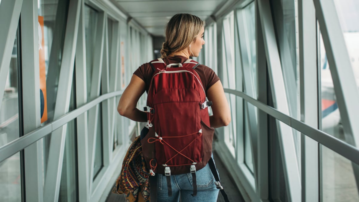 Olvídate de pagar un extra con la mochila de tamaño perfecto para Ryanair, ahora en oferta