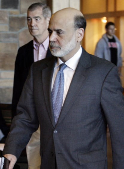 El presidente de la Reserva Federal estadounidense, Ben Bernanke, a su llegada a la reunión anual de bancos centrales.