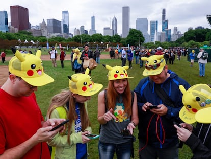 Participantes en un festival de Pokemon GO en Chicago, en 2019.