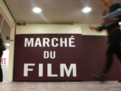 Acceso a las instalaciones del Mercado del Cine, en el Festival de Cannes.