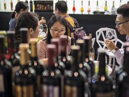 Cata de vinos espa&ntilde;oles en la feria de Interwine en Guangzhou
