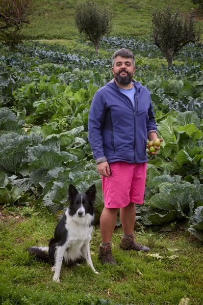 Sergio Martn provee de verduras al Hotel del Oso, en Cantabria.