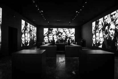 Vista de una de las salas de la retrospectiva de Peter Lindbergh en A Coruña.