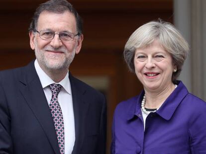 Mariano Rajoy y Theresa May en octubre de 2016 en La Moncloa.