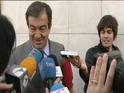 Álvarez-Cascos declara tras las amenazas del juez