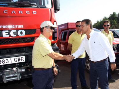 Castellano, exdelegado del Gobierno en Valencia, en un operativo antiincendios.