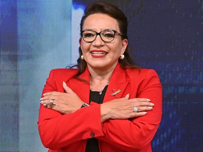 La candidata Xiomara Castro en elecciones Honduras