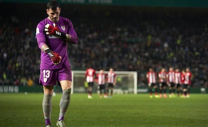 Iago HerrerÍn, durante la eliminatoria de Copa entre Elche y Athletic.