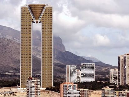 Vista del rascacielos In Tempo, de 192 metros de altura, en Benidorm (Alicante).