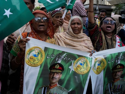 Members of Pakistani Hindu community take part in a demonstration to condemn Indian strikes into Pakistan and to show their support with the Pakistan Army, in Karachi, Pakistan, Saturday, May 10, 2025. (AP Photo/Fareed Khan)