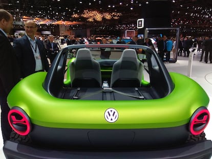 Parte de atrás del prototipo ID Buggy que Volkswagen presentó en el salón del Automóvil de Ginebra de 2019.