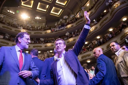 Rajoy y Núñez Feijóo en el acto final de la campaña a las elecciones gallegas.