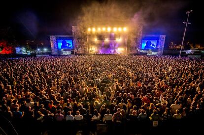 El director del festival, José Manuel Piñero, hace ahora un balance positivo de un festival que ha logrado congregar a alrededor de 56.000 personas. "Han sido dos meses de intenso trabajo para una primera edición que ha tenido nombres como Future Island, Lori Meyers o Trentemøller. Al final, todo ha salido como habíamos previsto, y es una satisfacción tremenda". Para coger la próxima con tiempo, ya han empezado con la edición de 2018, la semana que viene salen a la venta los primeros 1.000 abonos a 20 euros, con Sidonie confirmados como cabeza de cartel.
