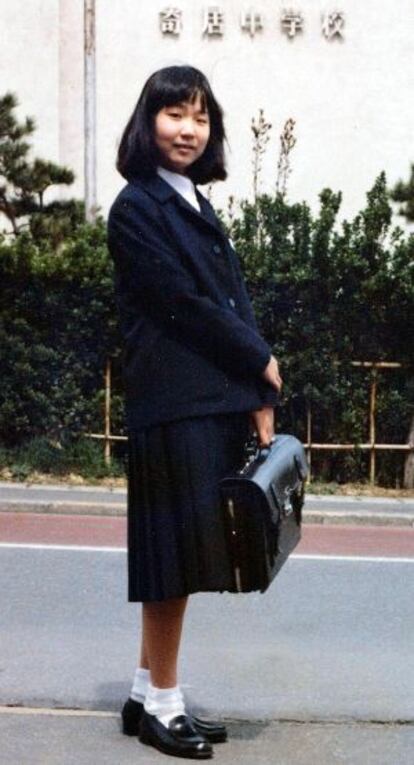 Megumi Yokota fue secuestrada por Corea del Norte meses después de que se hiciera esta foto en abril de 1977.