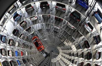 Planta d'assemblatge del modelo Golf de Volkswagen a Alemanya.