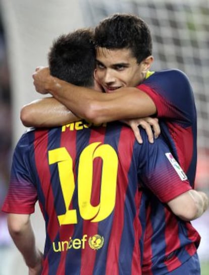 Bartra y Messi celebran un gol del defensa.