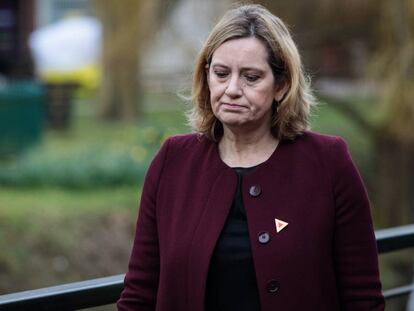 La ministra británica de Trabajo, Amber Rudd, en una visita a Salisbury.