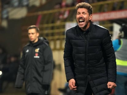 Simeone, durante el partido entre la Cultural Leonesa y el Atlético correspondiente a los dieciseisavos de la Copa del Rey.