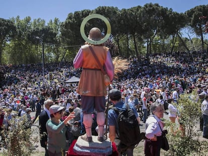 Ambiente en la pradera de San Isidro el pasado martes 15 de mayo.