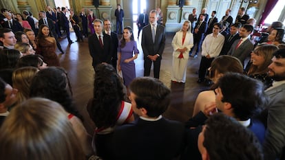Los Reyes Letizia y Felipe VI asisten al acto de clausura en el Colegio de Europa, el 20 de junio de 2025, en Brujas (Bélgica).
