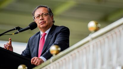 Gustavo Petro da un discurso en Bogotá, Colombia, en junio de 2023.