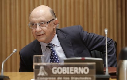 Cristóbal Montoro, ministro de Hacienda