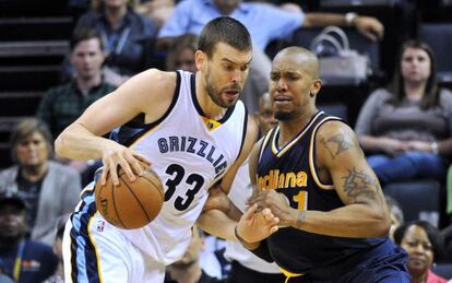 Marc Gasol ante West, de los Pacers, el pasado miércoles.