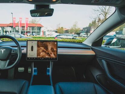 Interior de los Tesla.