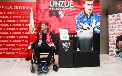 Juan Carlos Unzué, este domingo en el palco del Pizjuán.