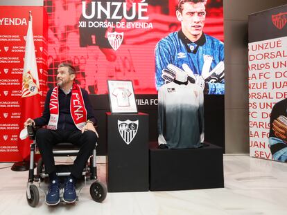 Juan Carlos Unzué, este domingo en el palco del Pizjuán.