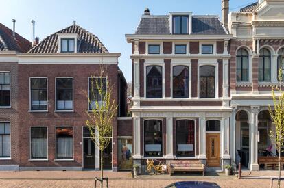 Números 40 y42 de la calle Vlamingstraat de Delft, donde se encontraba la callejuela que pintó Vermeer en 1658.