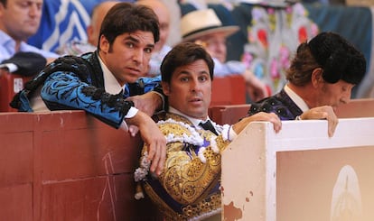 Los toreros Francisco y Cayetano Rivera Ord&oacute;&ntilde;ez durante una corrida de en la feria taurina de Pontevedra.
 