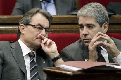 Artur Mas y Francesc Homs en el Parlament.