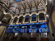 Paneles de la Bolsa de Madrid.