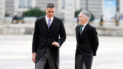 Pedro Sánchez y Fernando Grande-Marlaska, en el Palacio Real de Madrid en enero. 
