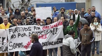 Manifestación de mariscadores furtivos en Ferrol