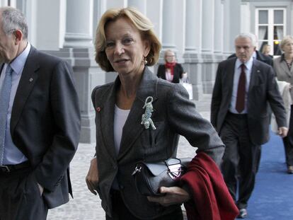 Miguel Ángel Fernández Ordóñez y Elena Salgado, en una reunión de ministros en Bruselas en febrero de 2010.