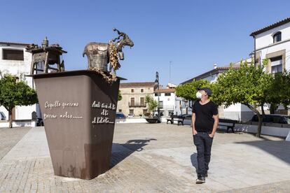 Plaza mayor de Ceclavín (Cáceres). Allí se instaló un patíbulo durante la represión contra la revuelta de contrabandistas de 1755.